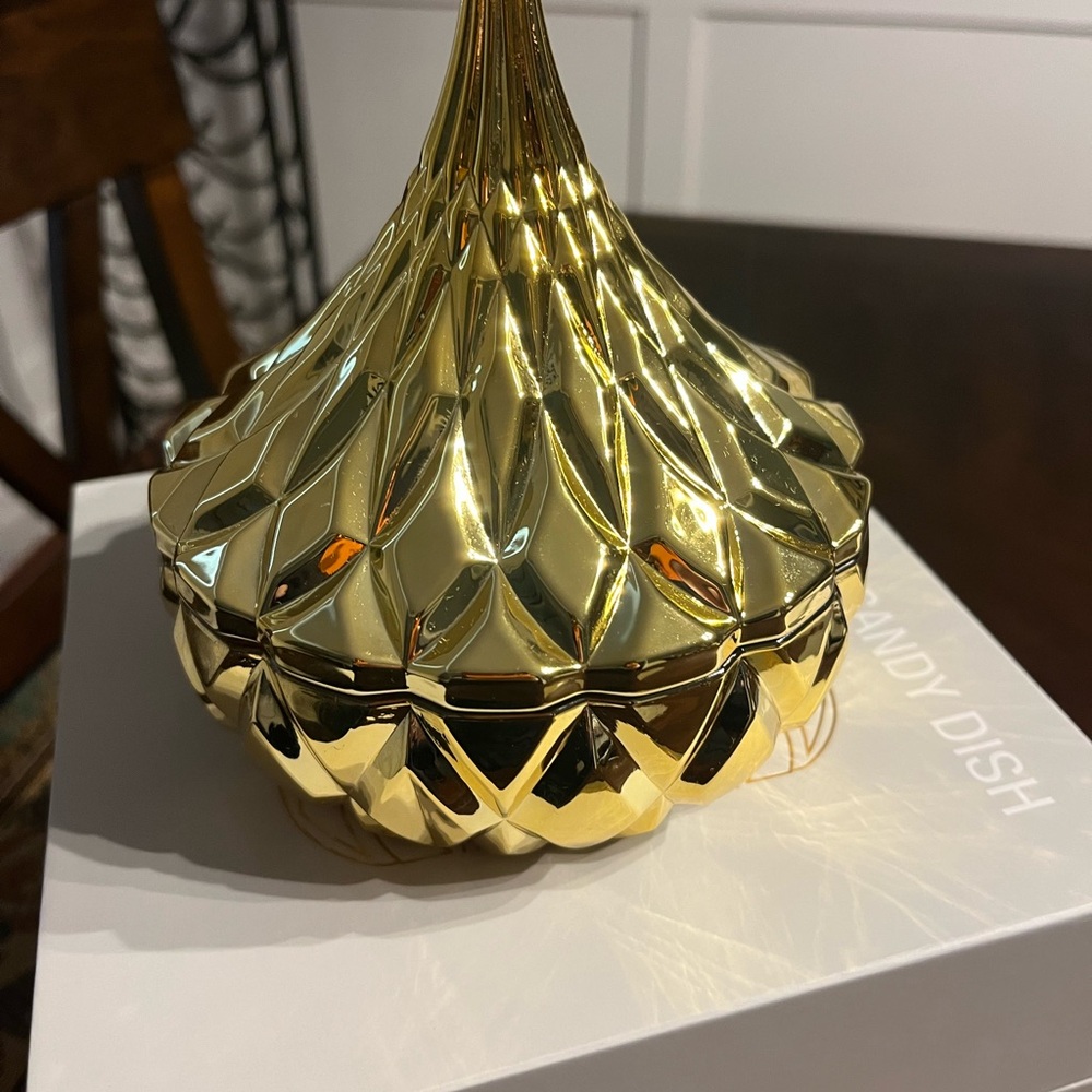 Hershey’s Kisses Candy Dish